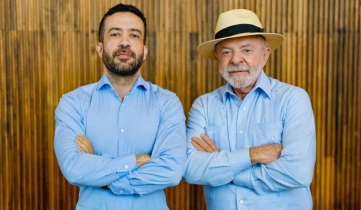 Andr&eacute; Janones e Lula