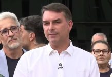 Flávio Bolsonaro diz que votará a favor do fim da escala 6×1