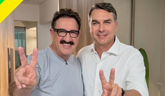Ratinho e Flávio Bolsonaro