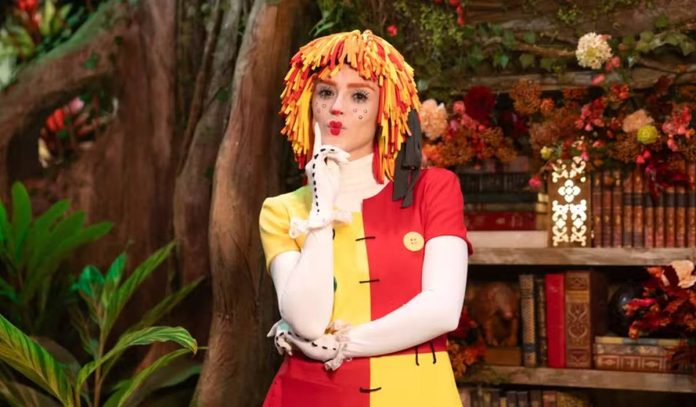 Isabelle Drummond volta a interpretar Emília - Foto: Globo/Angélica Goudinho