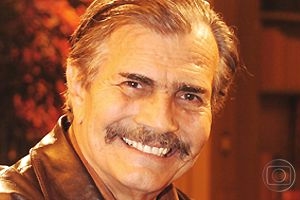 Virose afasta Tarcísio Meira das gravações de Páginas da Vida