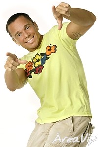 Cantor Netinho sai na frente e lança sua música para Carnaval 2008