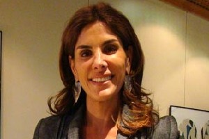 Helena Fernandes mudou de visual para viver personagem em Beleza Pura