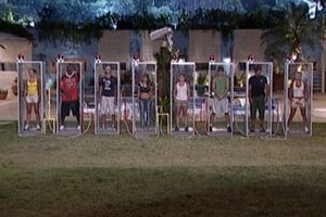 BBB8: Prova de resistência define o líder e também um emparedado