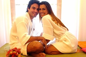 Solange Frazão comemora dois meses de namoro em grande estilo