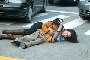 A Favorita: Donatela salva menino