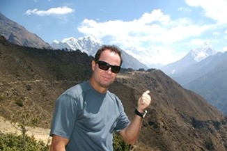 Equipe do Globo Repórter sobe a cinco mil metros e desvenda os costumes das aldeias do Nepal