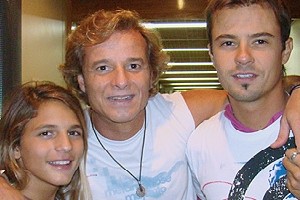 Atores comemoram o bom ínicio  da primeira semana de Três Irmãs