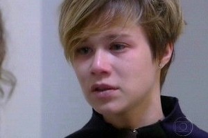 A Favorita: Lara sofre em cativeiro