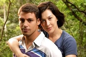 A Favorita: Halley sofre acidente de carro