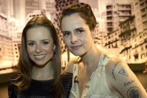 Sandy confessa ter pavio curto