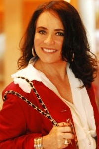 Três Irmãs: Waldete revela sua verdadeira identidade