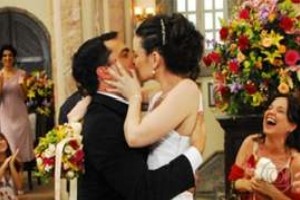 Malhação: Adriano e Béatrice se casam