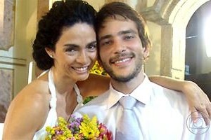 A Favorita: Últimos Capítulos –  Cida e Juca se casam