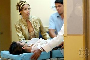 Negócio da China: Flor de Lys entra em coma