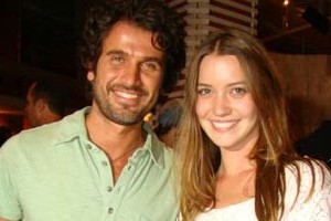 Elenco e equipe se reúnem para assistir o primeiro capítulo de ‘Paraíso’