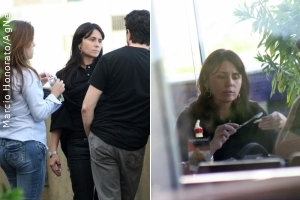 Giovanna Antonelli almoça com amigos, no Rio