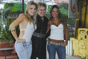 Ex-BBBs almoçam juntas em restaurante em São Paulo