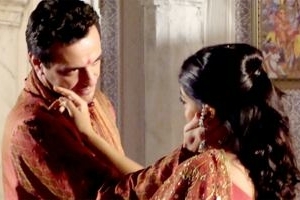 Caminho das Índias: Raj faz declaração de amor para Maya