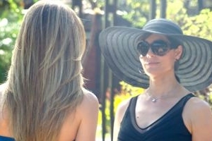 Caminho das Índias: Melissa parte para cima de Gaby após saber que ela é a amante de seu marido