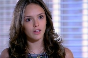 Isabelle Drummond / Caras e Bocas