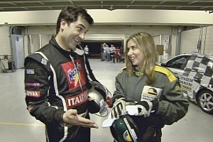 Mylena Ciribelli e Edu Guedes em alta velocidade no autódromo de Interlagos