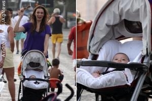 Mônica Martelli passeia com a filha no Rio