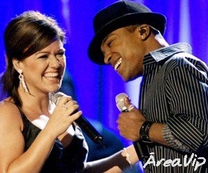 Alexandre Pires viaja pelo Brasil