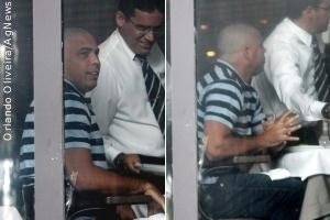 Ronaldo Fenômeno exibe novo visual