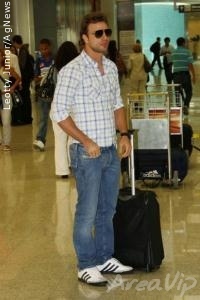 Cássio Reis quebra o silêncio e fala sobre a ex, Danielle Winits