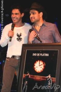 Zezé Di Camargo & Luciano lançam novo disco