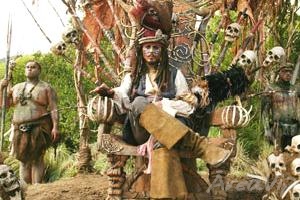 Tela Quente exibe o filme “Piratas do Caribe – O Baú da Morte”