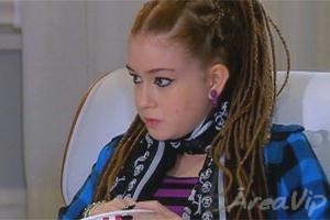 Marina Ruy Barbosa renova seu contrato com a Globo