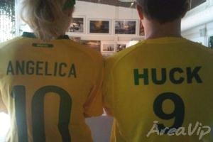 Luciano Huck posta no Twitter foto tirada pelo filho