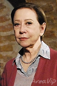 Fernanda Montenegro fará “Passione” até o fim, mas continua na lista negra do autor