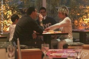 Ana Maria Braga janta com o ex-marido