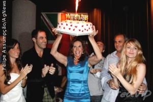 Cláudia Alencar comemora aniversário no Rio