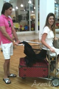 Iris Stefanelli curte férias com o namorado, Jerônimo Teixeira nos Estados Unidos