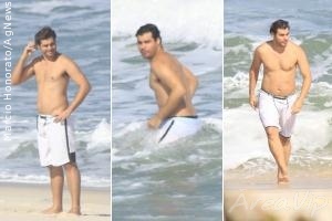 Thiago Lacerda curte praia no Rio de Janeiro