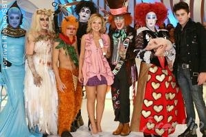 Eliana grava com adeptos do cosplay