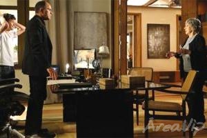 Escrito nas Estrelas: Antonia se assusta com espírito de Daniel