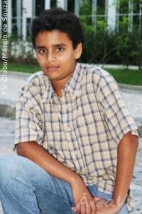 Marcos Henrique, que participou do filme “2 filhos de Francisco”,  grava CD e quer voltar à TV