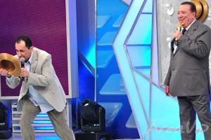 Kajuru não tira o chapéu para Zezé Di Camargo, no programa Raul Gil