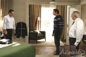 Passione: Gerson expulsa Mauro da mansão