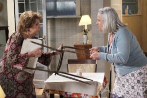 Passione: Candê dá bofetada em Valentina