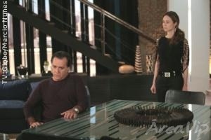 Passione: Clara quer continuar casada com Totó