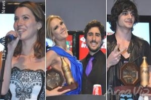 Famosos comparecem a premiação em Sampa