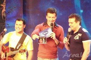 Marcos & Belutti participam do programa Ídolos