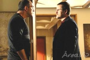 Escrito nas Estrelas: Últimos Capítulos – Ricardo dá soco em Vicente