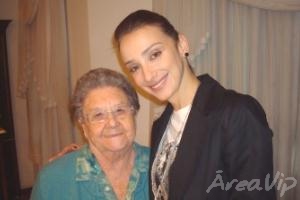 Palmirinha Onofre se emociona ao falar do carinho que tem recebido do público, no Vitrine